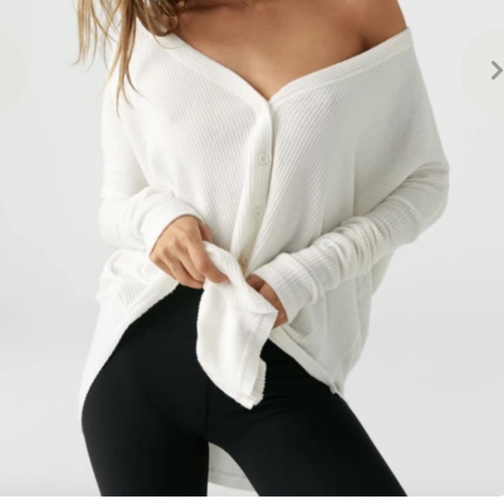 JOAH BROWN Relaxed Front Button Cardigan — BLACK Rib Sweater Knit — one size